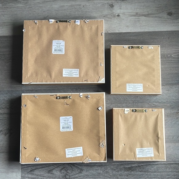 EUC - Christmas Wall Decor And Ornaments - Picture 6 of 7